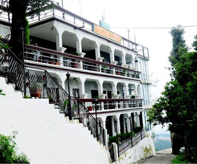 Hotel Dalhousie Palace